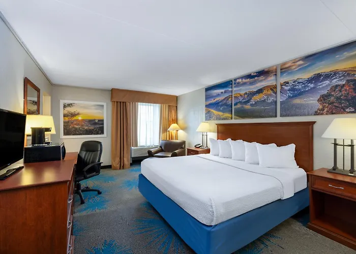 Days By Wyndham Hotel