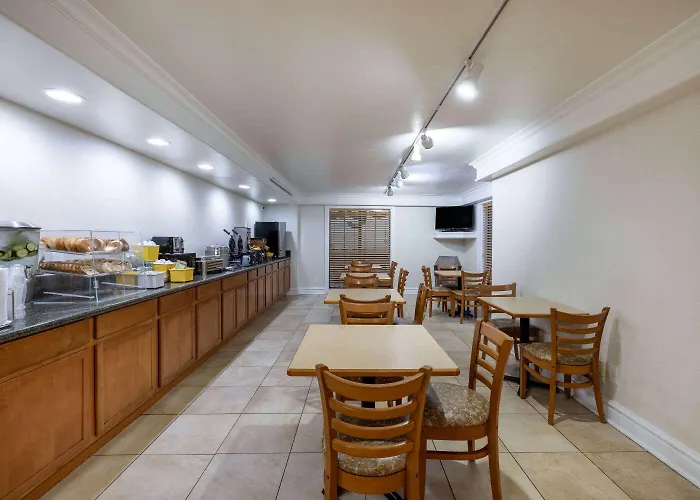 Hotel Days By Wyndham 3*