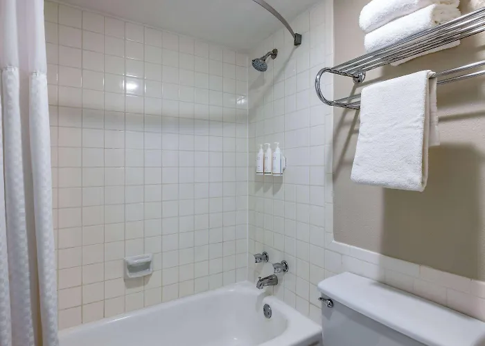 Days By Wyndham Hotel 3*